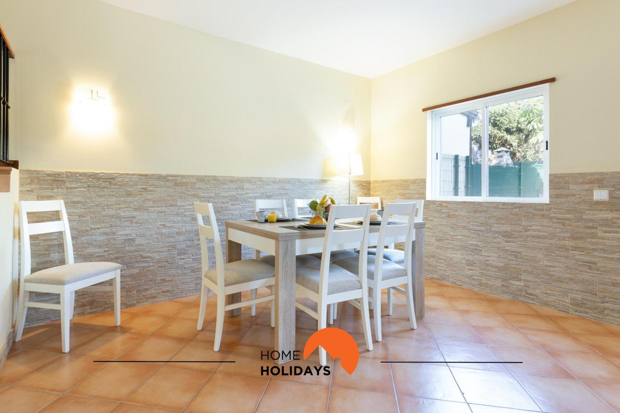 #208 Tranquility House By Holidays Сasa de vacaciones *